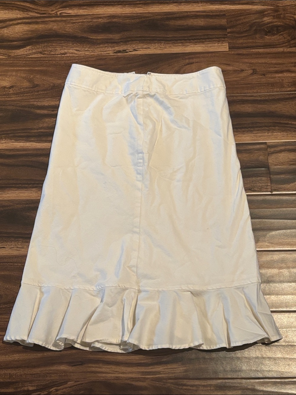 White Ruffle-Hem Women's Skirt